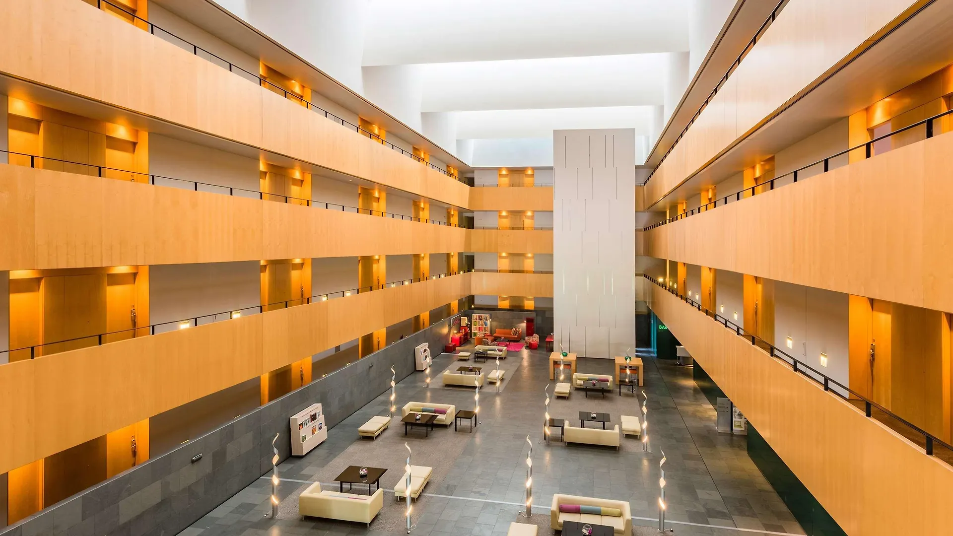 Innside By Melia Barcelona Aeropuerto El Prat de Llobregat