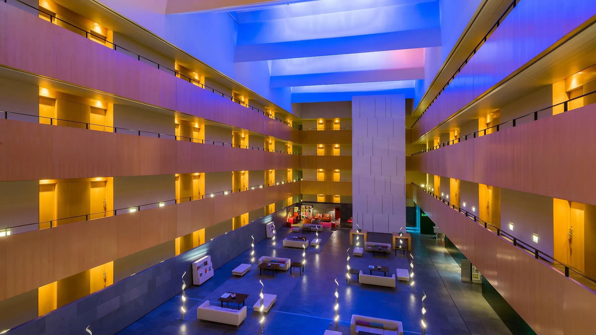 Innside By Melia Barcelona Aeropuerto El Prat de Llobregat
