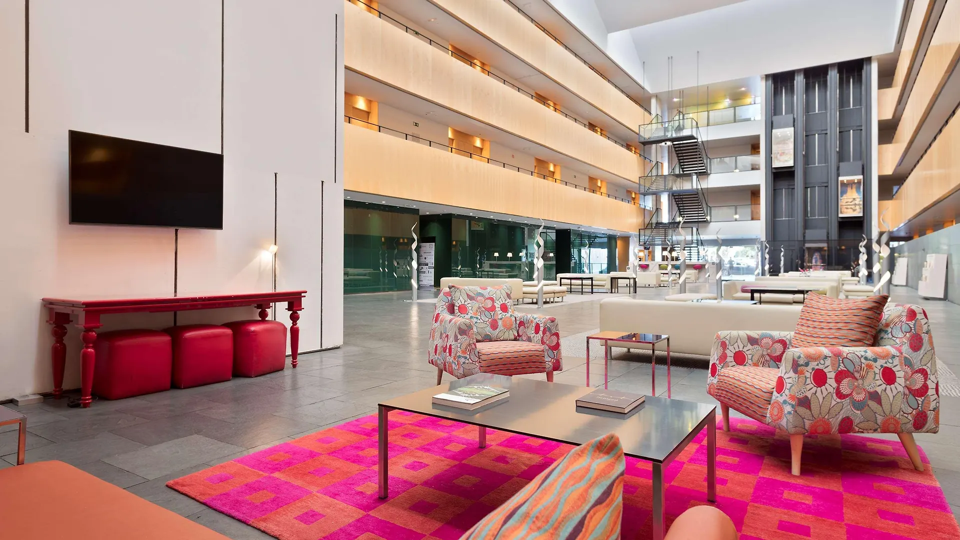 Innside By Melia Barcelona Aeropuerto El Prat de Llobregat 4*,