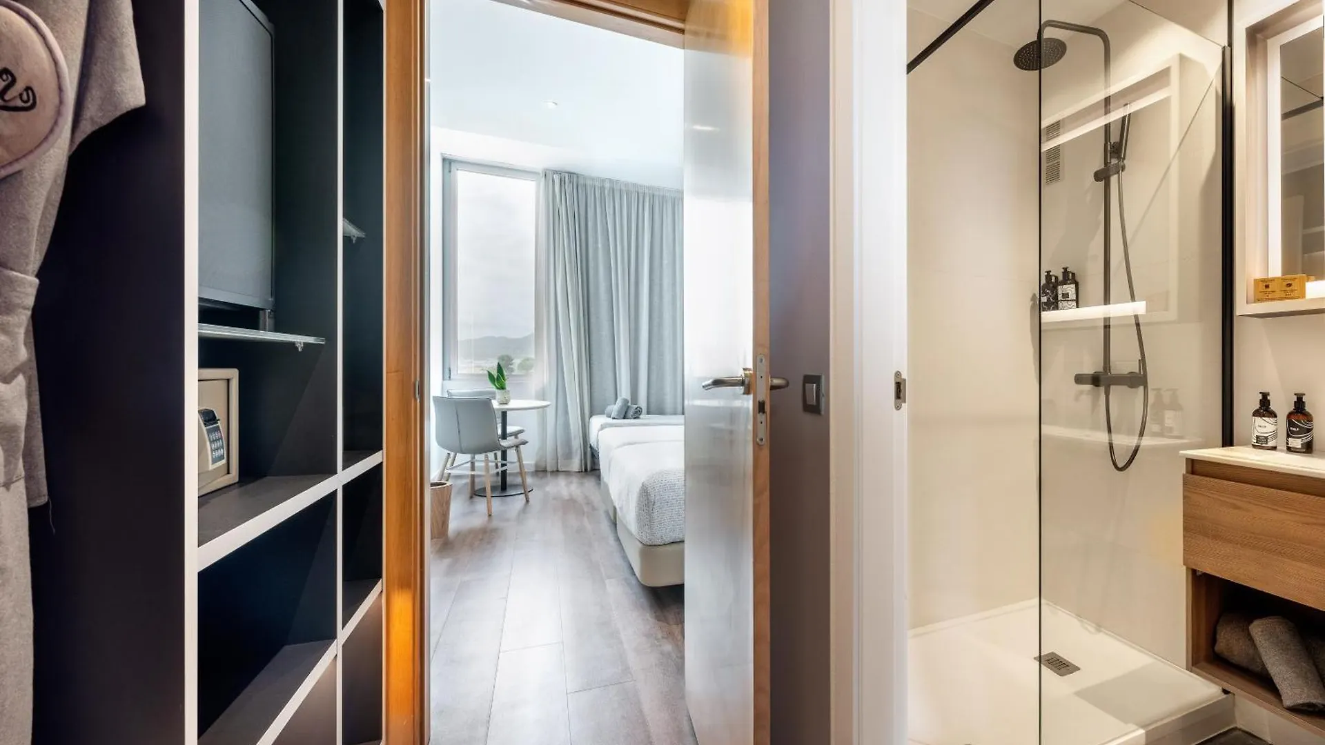 Innside By Melia Barcelona Aeropuerto El Prat de Llobregat