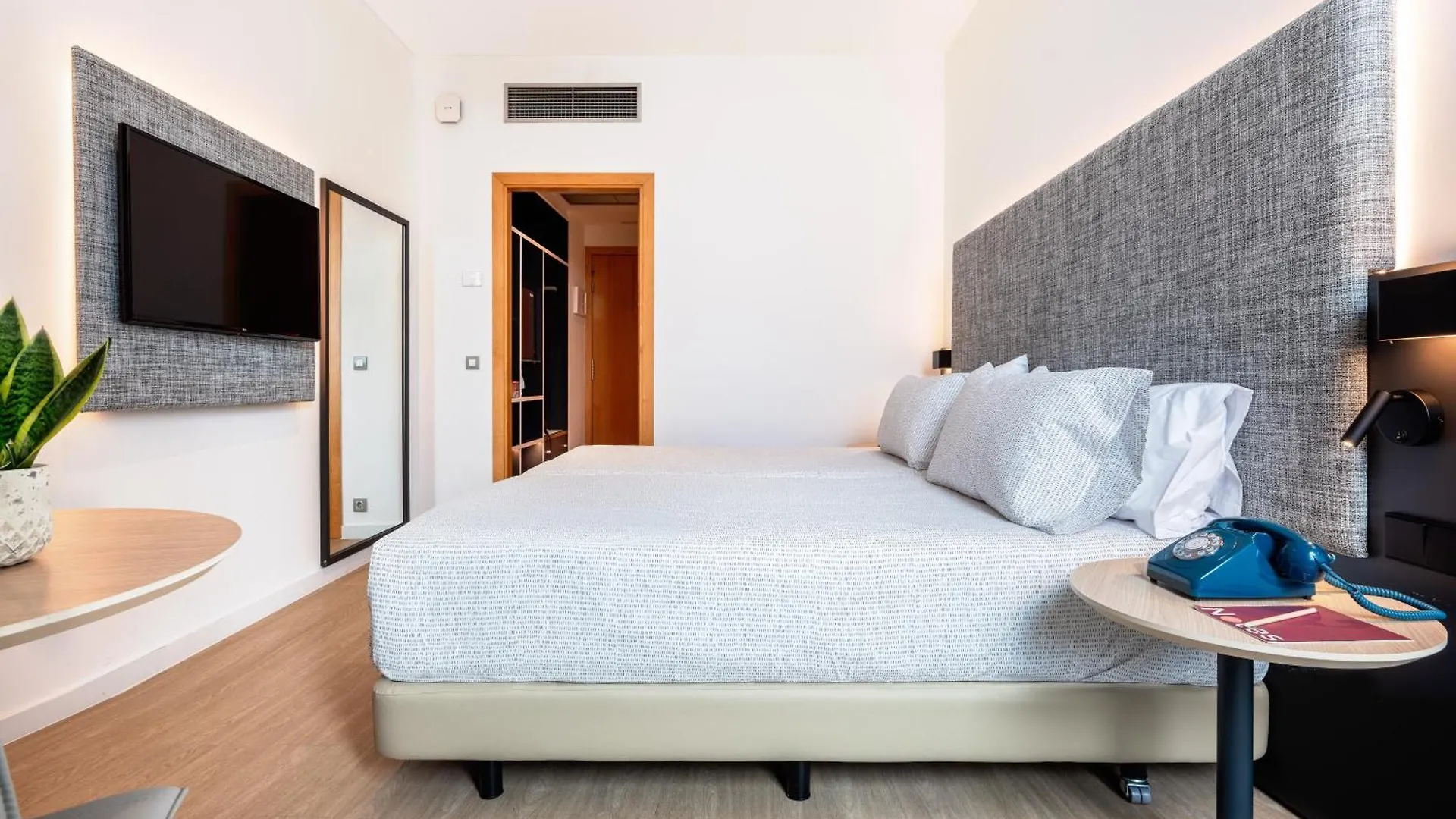 Innside By Melia Barcelona Aeropuerto El Prat de Llobregat Hotel