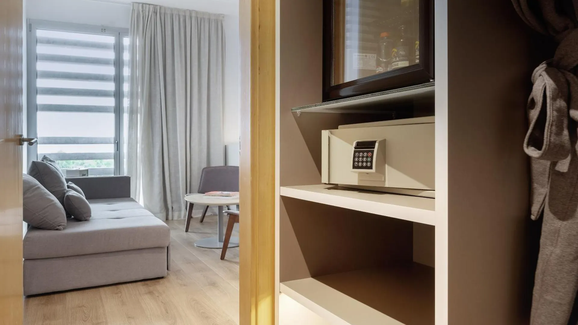 אל פראט דה לוברגאט Innside By Melia Barcelona Aeropuerto 4*, אל פראט דה לוברגאט ספרד
