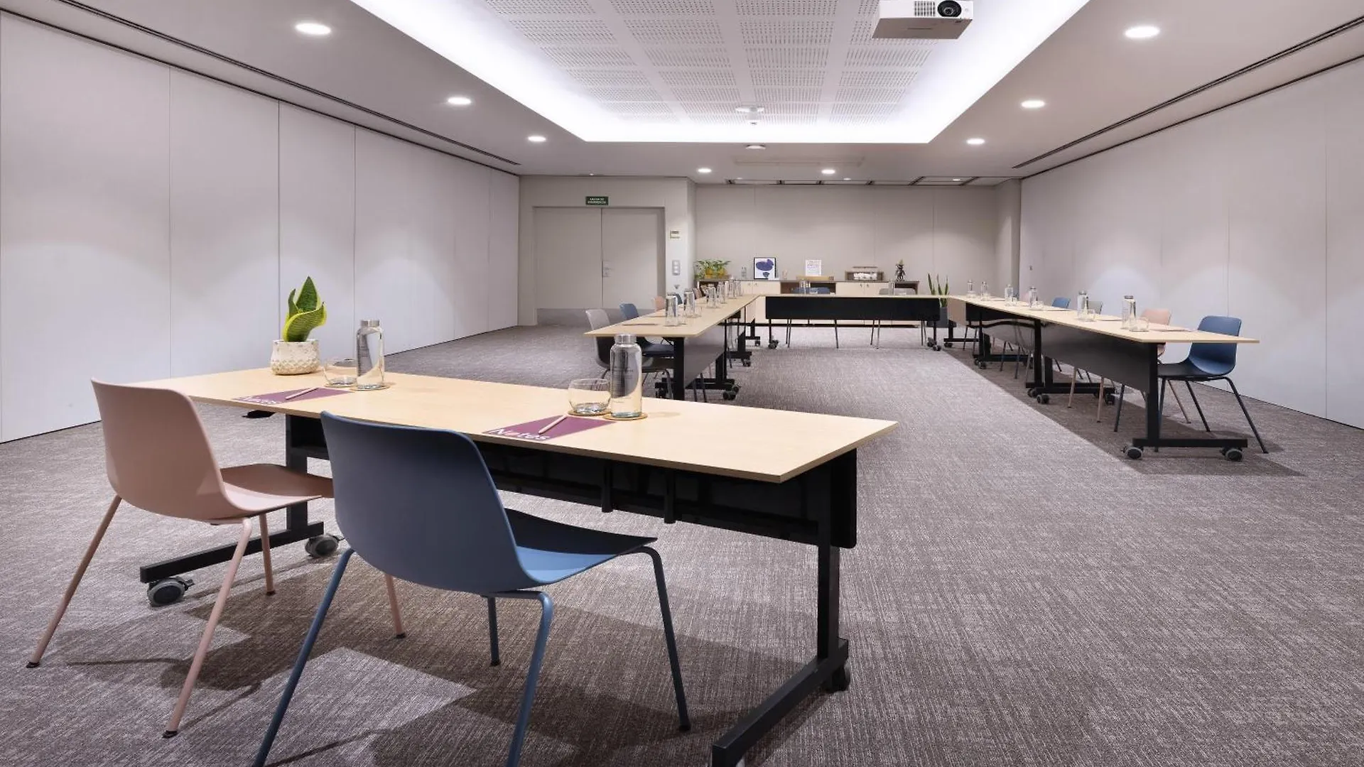 Innside By Melia Barcelona Aeropuerto El Prat de Llobregat Hotel